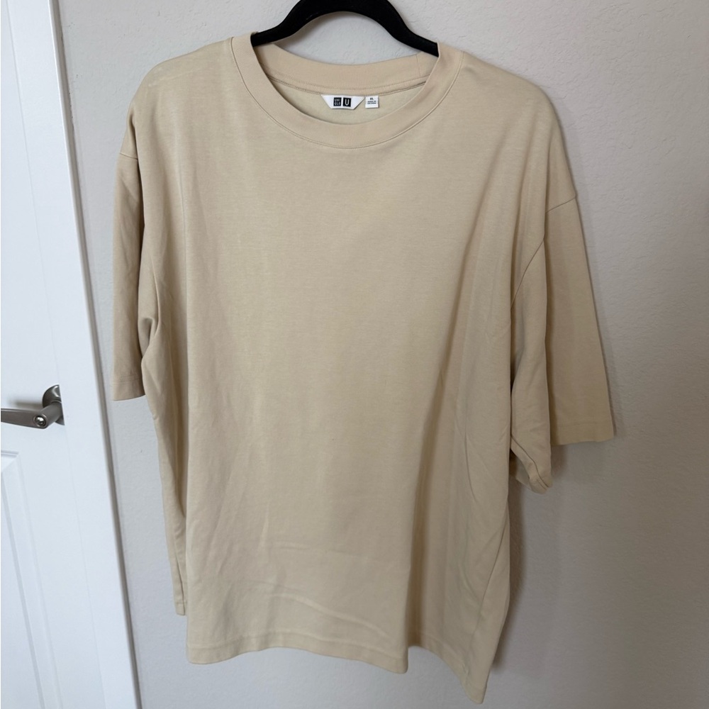 Uniqlo Cream Crew Neck Tee